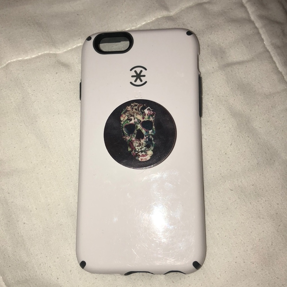 iPhone 6 white speck case + popsocket